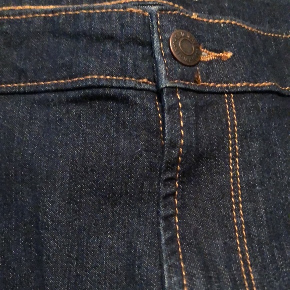 NWT Old Navy Super Skinny Mid-Rise sz18 Great Stretch very Dark Navy - Picture 6 of 10